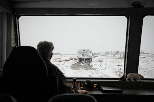 JESSICA LEE / WINNIPEG FREE PRESS

Bob Debets drives a gas-powered Tundra Buggy on November 20, 2021 in Churchill, Manitoba while an electric-powered Tundra Buggy drives ahead of him.

Reporter: Sarah








