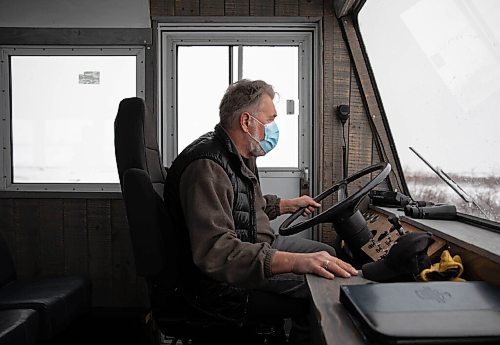 JESSICA LEE / WINNIPEG FREE PRESS

Bob Debets drives a gas-powered Tundra Buggy on November 20, 2021 in Churchill, Manitoba.

Reporter: Sarah








