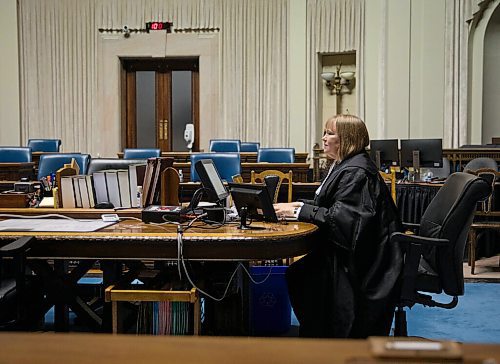 JESSICA LEE / WINNIPEG FREE PRESS

Head clerk Patricia Chaychuk poses for a photo in the Legislative Building on November 22, 2021. 

Reporter: Carol








