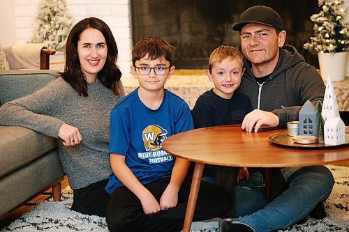 JOHN WOODS / WINNIPEG FREE PRESS
Jeff and Trisha Klassen and their sons Kajus, 5, and Otto, 10 are photographed in their home  Monday, November 22, 2021. The family has signed up for children vaccines.

Re: Da Silva