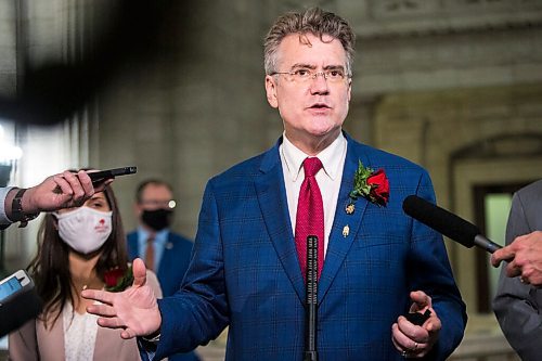 MIKAELA MACKENZIE / WINNIPEG FREE PRESS

Provincial Liberal leader Dugald Lamont reacts to the throne speech at the Manitoba Legislative Building in Winnipeg on Tuesday, Nov. 23, 2021. For Danielle/Carol story.
Winnipeg Free Press 2021.