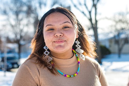 MIKAELA MACKENZIE / WINNIPEG FREE PRESS

Kay Lagimodiere poses for a portrait in front of her home in Winnipeg on Wednesday, Nov. 24, 2021. For Janine story.
Winnipeg Free Press 2021.