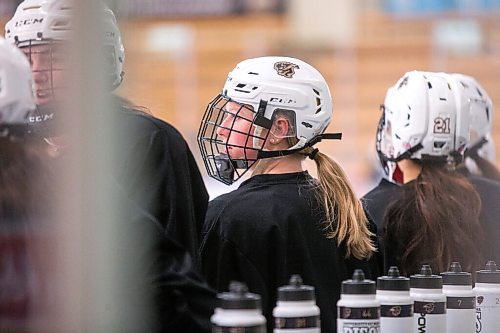 MIKAELA MACKENZIE / WINNIPEG FREE PRESS

Bisons player Lauren Warkentin (22) at practice at the Wayne Fleming Arena in Winnipeg on Wednesday, Nov. 24, 2021. For Mike Sawatzky story.
Winnipeg Free Press 2021.