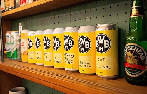 Mike Sudoma / Winnipeg Free Press
The line up of Bernhard Wieland Brewings beers on display at Schnitzelhaus, inside of the German Society of Winnipeg building Wednesday
November 24, 2021