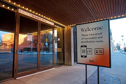 MIKE DEAL / WINNIPEG FREE PRESS
Signs reminding people to have their proof of vaccination and identification card ready as they enter the building.
A behind-the-scene look at the Royal Manitoba Theatre Company's production of Orlando a play by Virginia Woolf and adapted by Sarah Ruhl, which is running from November 25 - December 18.
See Alan Small story
211125 - Thursday, November 25, 2021.