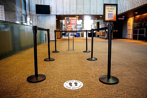 MIKE DEAL / WINNIPEG FREE PRESS
Social distancing stickers have been place in the lobby area of the MTC to help remind people while they are in line.
A behind-the-scene look at the Royal Manitoba Theatre Company's production of Orlando a play by Virginia Woolf and adapted by Sarah Ruhl, which is running from November 25 - December 18.
See Alan Small story
211125 - Thursday, November 25, 2021.