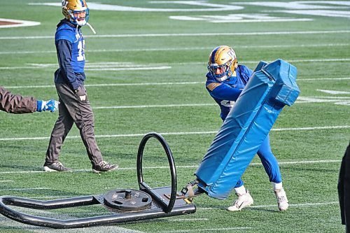 MIKE DEAL / WINNIPEG FREE PRESS
Winnipeg Blue Bombers Shayne Gauthier (44) during practice at IG Field Friday morning.
211126 - Friday, November 26, 2021.