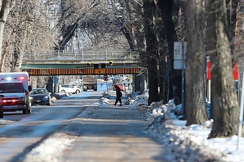 SHANNON VANRAES / WINNIPEG FREE PRESS
The Assiniboine Ave. bike lane on November 27, 2021.