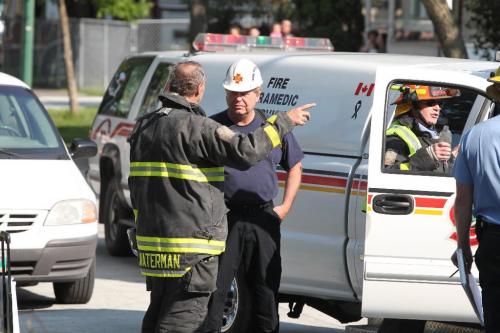 BORIS.MINKEVICH@FREEPRESS.MB.CA  100613 BORIS MINKEVICH / WINNIPEG FREE PRESS Fire at 727 Magnus Ave.