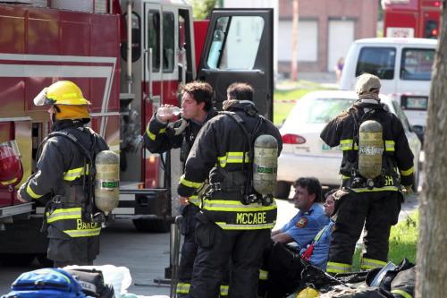 BORIS.MINKEVICH@FREEPRESS.MB.CA  100613 BORIS MINKEVICH / WINNIPEG FREE PRESS Fire at 727 Magnus Ave.