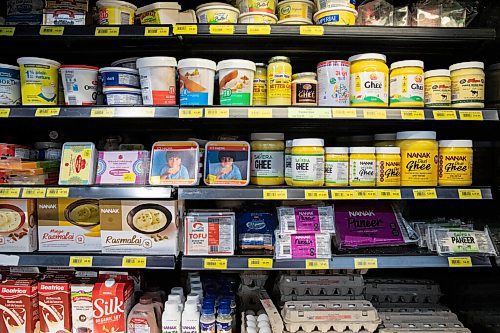 JESSICA LEE / WINNIPEG FREE PRESS

Grocery items at Dinos Grocery Mart are photographed on November 30, 2021.

Reporter: Dave











