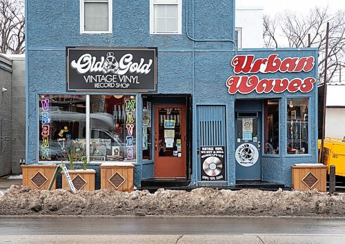 JESSICA LEE / WINNIPEG FREE PRESS

Urban Waves/Old Gold Vintage Vinyl, located in Osborne Village, is photographed on December 1, 2021.

Reporter: Dave











