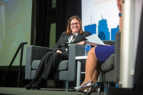 MIKAELA MACKENZIE / WINNIPEG FREE PRESS

Premier Heather Stefanson has a fireside chat with Winnipeg Chamber board chair Liz Choi at a Chamber of Commerce luncheon at the RBC Convention Centre in Winnipeg on Thursday, Dec. 2, 2021. For Carol/Tom story.
Winnipeg Free Press 2021.