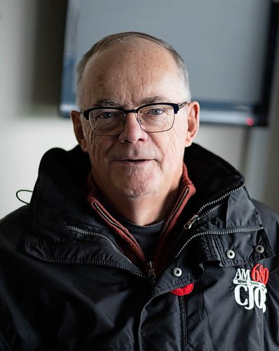 JESSICA LEE / WINNIPEG FREE PRESS

Bob Irving, 71, is photographed on December 2, 2021 in his broadcast booth at IG Field. He has been calling the Bombers games for CJOB since 1973 and retires on Sunday.

Reporter: Ben











