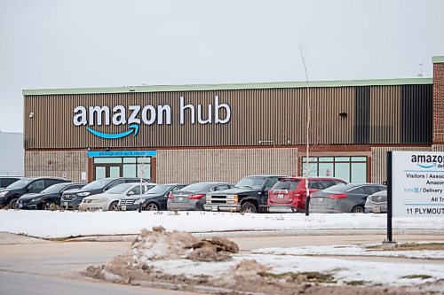 Mike Sudoma / Winnipeg Free Press
Exterior of one of the new Amazon Hub delivery station locations on Plymouth Rd Thursday
December 2, 2021