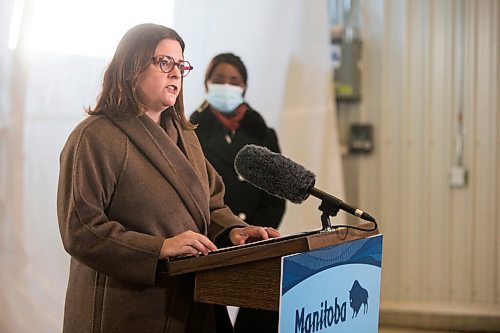 MIKAELA MACKENZIE / WINNIPEG FREE PRESS

Premier Heather Stefanson speaks at a health care announcement at the Selkirk Regional Health Centre on Friday, Dec. 3, 2021. For Danielle Da Silva story.
Winnipeg Free Press 2021.