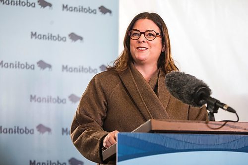 MIKAELA MACKENZIE / WINNIPEG FREE PRESS

Premier Heather Stefanson speaks at a health care announcement at the Selkirk Regional Health Centre on Friday, Dec. 3, 2021. For Danielle Da Silva story.
Winnipeg Free Press 2021.