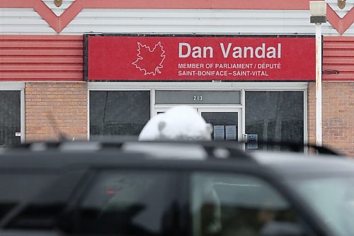 SHANNON VANRAES / WINNIPEG FREE PRESS
The constituency office of Dan Vandal, Member of Parliament for Saint BonifaceSaint Vital, on December 5, 2021.