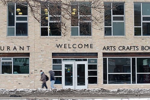 SHANNON VANRAES / WINNIPEG FREE PRESS
SSCOPE Inc., which stands for self-starting creative opportunities for people in employment, is raising money to buy the old Neechi Commons building in downtown Winnipeg, seen here on December 5, 2021.