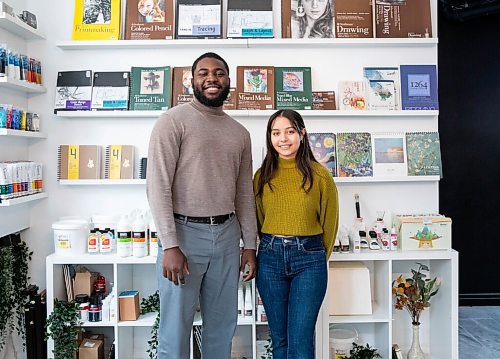 JESSICA LEE / WINNIPEG FREE PRESS

Paul Sogeke, 25, (left) and Sholeth Choquette, 22, are two Asper School of Business graduates who opened Seduta Art, an art shop in the Exchange District. They are photographed on December 9, 2021.













