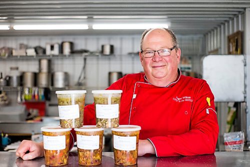 MIKAELA MACKENZIE / WINNIPEG FREE PRESS

Roger Wilton poses for a portrait while making soup in his commercial kitchen near Beausejour on Monday, Dec. 13, 2021. For Dave Sanderson story.
Winnipeg Free Press 2021.