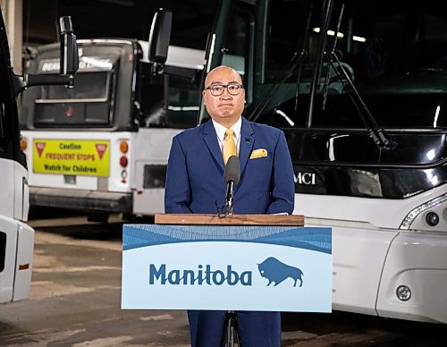 JESSICA LEE / WINNIPEG FREE PRESS

Economics Development and Jobs Minister Jon Reyes announces a $1.92-million program to support bus and air charter companies affected by the COVID-19 pandemic on December 13, 2021 at Beaver Buslines head office.

Reporter: Gabby









