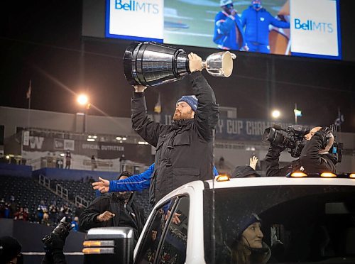 JESSICA LEE / WINNIPEG FREE PRESS

Bombers player Patrick Neufeld celebrates the recent Grey Cup victory at IG Field on December 15, 2021.















