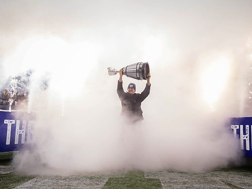 JESSICA LEE / WINNIPEG FREE PRESS

Bombers player Zach Collaros celebrates the recent Grey Cup victory at IG Field on December 15, 2021.













