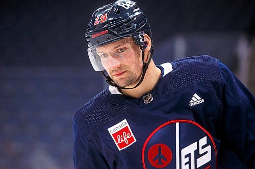 MIKE DEAL / WINNIPEG FREE PRESS
Winnipeg Jets' David Gustafsson (19) during practice at Canada Life Centre Thursday morning.
211216 - Thursday, December 16, 2021.