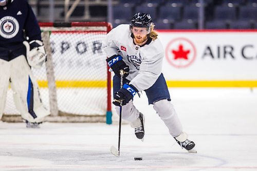 MIKAELA MACKENZIE / WINNIPEG FREE PRESS

Kyle Connor (81) at Jets practice at Canada Life Centre in Winnipeg on Tuesday, Dec. 21, 2021. For --- story.
Winnipeg Free Press 2021.