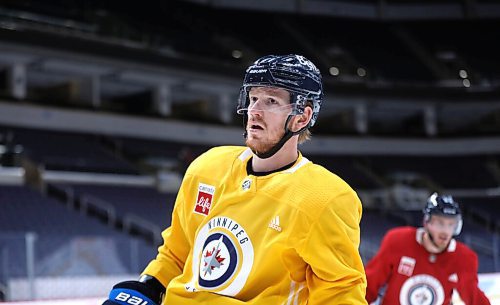 RUTH BONNEVILLE / WINNIPEG FREE PRESS

Sports  - Jets Evgeny Svechnikov

Evgeny Svechnikov wears a yellow (non-contact) jersey during practice with Winnipeg Jets teammates on the ice at Canada Life Centre on Thursday.


Dec 30th,,  2021
