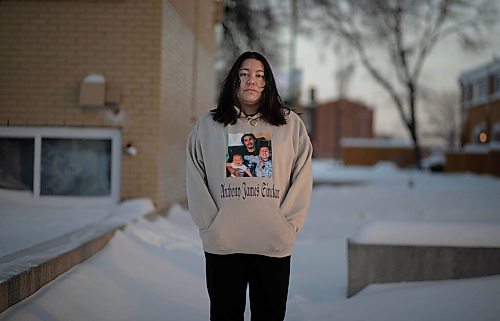 JESSICA LEE / WINNIPEG FREE PRESS

Jayme-Lea Sinclair, partner of Anthony Sinclair, a Winnipeg father who was fatally shot while on a trip to the corner store, poses for a photo near her Winnipeg home on January 6, 2021.

Reporter: Malak









