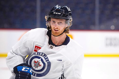MIKE DEAL / WINNIPEG FREE PRESS
Winnipeg Jets' Kyle Connor (81) during practice at Canada Life Centre Tuesday morning.
220111 - Tuesday, January 11, 2022.