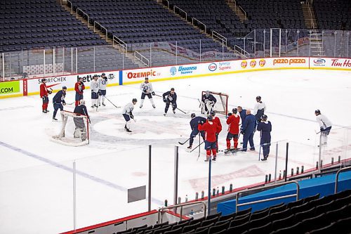 MIKE DEAL / WINNIPEG FREE PRESS
A Winnipeg Jets team with several missing players during practice at Canada Life Centre Tuesday morning.
220111 - Tuesday, January 11, 2022.