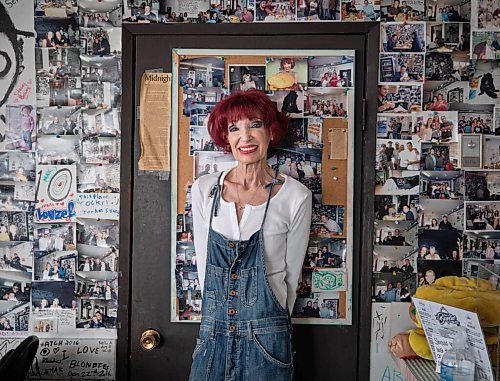 JESSICA LEE / WINNIPEG FREE PRESS

Sandy Doyle, owner of Blondies Burgers is photographed on January 11, 2022 in her restaurant which is closing after 31 years.

Reporter: Dave







