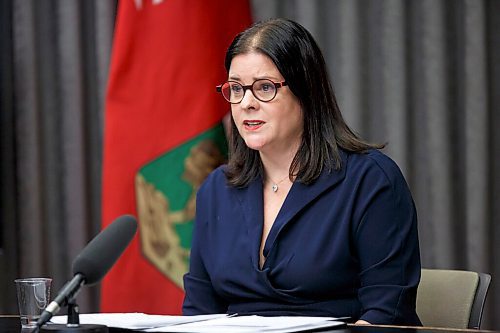 MIKE DEAL / WINNIPEG FREE PRESS
Premier Heather Stefanson (right), Health and Seniors Care Minister Audrey Gordon (left) and attending virtually, Dr. Jazz Atwal (left), deputy chief provincial public health officer, and Dr. Joss Reimer (right), medical lead, Vaccine Implementation Task Force, during the latest COVID-19 update at the Manitoba Legislative building Wednesday. 
220112 - Wednesday, January 12, 2022.