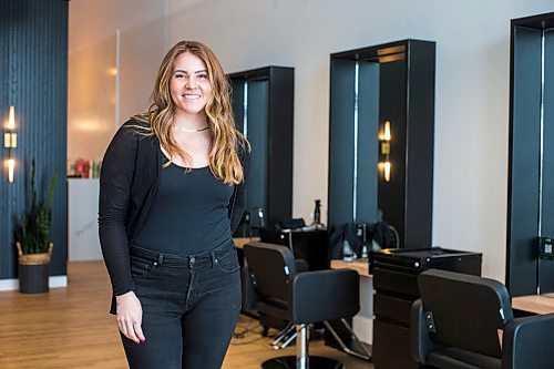 MIKAELA MACKENZIE / WINNIPEG FREE PRESS

Colleen Lamirande, Verde Salons director of education and business development, poses for a portrait at the certified carbon neutral salon in Winnipeg on Wednesday, Jan. 12, 2022. For Gabby story.
Winnipeg Free Press 2022.