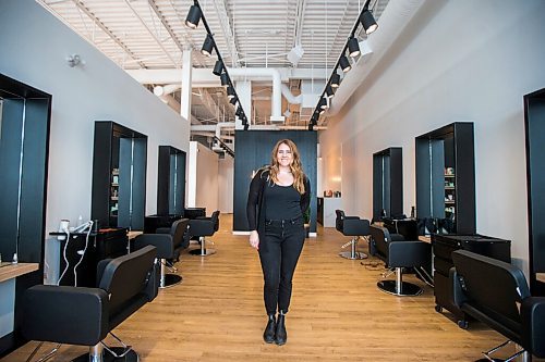 MIKAELA MACKENZIE / WINNIPEG FREE PRESS

Colleen Lamirande, Verde Salons director of education and business development, poses for a portrait at the certified carbon neutral salon in Winnipeg on Wednesday, Jan. 12, 2022. For Gabby story.
Winnipeg Free Press 2022.