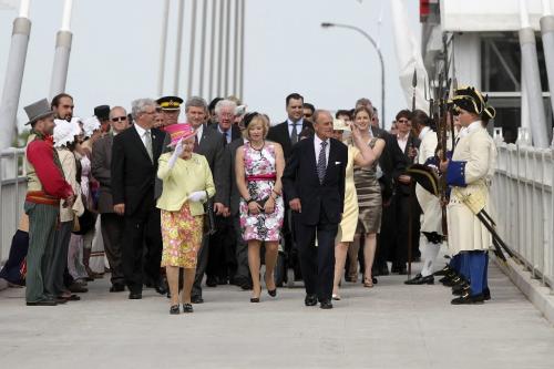 MIKE.DEAL@FREEPRESS.MB.CA 100703 - Saturday, July 03, 2010 -  Her Majesty Queen Elizabeth II crosses the Esplanade Riel and proceeds to the Canadian Museum for Human Rights presentation stage where the cornerstone for the museum will be unveiled. MIKE DEAL / WINNIPEG FREE PRESS