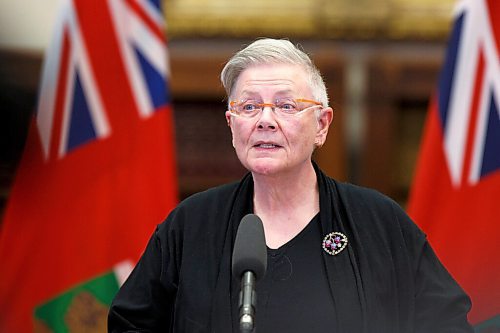 MIKE DEAL / WINNIPEG FREE PRESS
Dr. Mary-Jane Seager (pictured), provincial specialty lead, womens health along with Health Minister Audrey Gordon, Dr. Peter MacDonald, chair, Diagnostic and Surgical Recovery Task Force Steering Committee, and Dr. Ed Buchel, provincial specialty lead, surgery, as well as virtual participants, Matthew Lister, project team director, Diagnostic and Surgical Recovery Task Force, and Ian Shaw, lead, provincial health system transformation during an update from the Diagnostic and Surgical Recovery Task Force held at the Manitoba Legislative building Wednesday afternoon.
220119 - Wednesday, January 19, 2022.