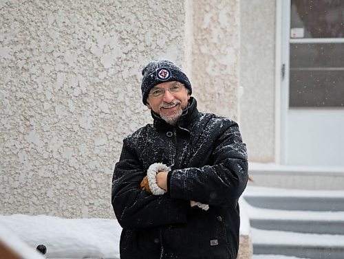 JESSICA LEE / WINNIPEG FREE PRESS

Maurice "Mo" Barriault is photographed on January 21, 2022 at his home.

Reporter: Melissa





