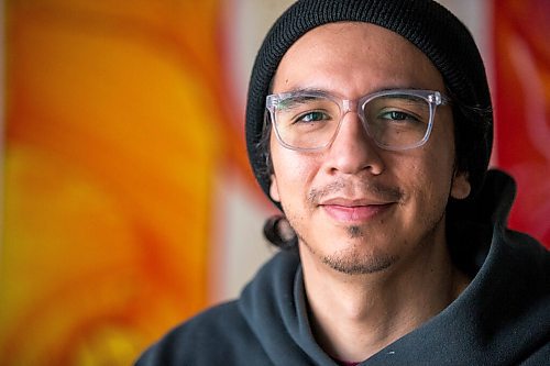 MIKAELA MACKENZIE / WINNIPEG FREE PRESS

Jordan Stranger poses for a portrait in his studio in the Exchange District in Winnipeg on Friday, Jan. 21, 2022. For Eva Wasney story.
Winnipeg Free Press 2022.