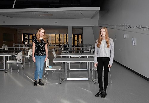 JESSICA LEE / WINNIPEG FREE PRESS

College Jeanne Sauve students Chloe Crockford (left) and Isabel OBrien are photographed in their school cafeteria on February 3, 2022.

Reporter: Maggie




