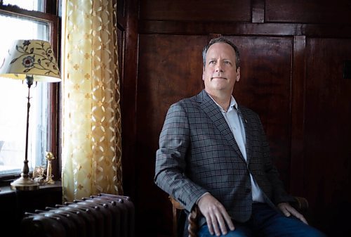 JESSICA LEE / WINNIPEG FREE PRESS

Councillor John Orlikow poses for a portrait at his home on February 4, 2022.

Reporter: Joyanne




