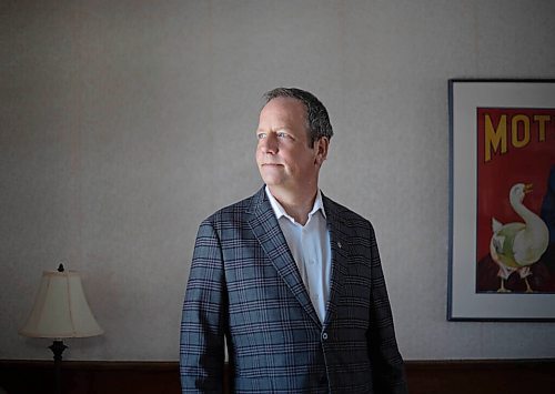 JESSICA LEE / WINNIPEG FREE PRESS

Councillor John Orlikow poses for a portrait at his home on February 4, 2022.

Reporter: Joyanne




