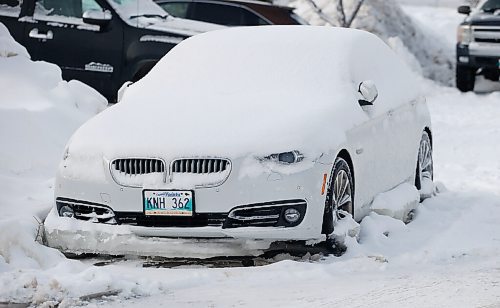 JOHN WOODS / WINNIPEG FREE PRESS
A car that was frozen in place due to a waterman break on Fulton Street Sunday, February 6, 2022. Crews were called to work on fixing a watermain break on a residents property. Residents allege water had been flowing uncontrolled for a week.

Re: Piche