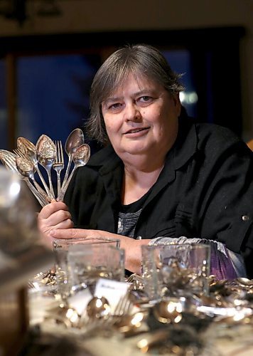 RUTH BONNEVILLE / WINNIPEG FREE PRESS

INTERSECTION - Silverware Jewellery Gail Penner

Photos of Artist,  Gail Penner, working on her Jewellery made of Silverware.  

What: Valentine's Day is fast approaching, so I sat down with Gail Penner, an artist whose medium is somewhat unique - she makes jewelry, keepsakes, ornaments ... even wind chimes out of vintage cutlery 

Shots of Gail Penner @ work in her "lived-in" space ... pieces of cutlery, tools, everywhere - because it's Cupid's big day, make sure to get a shot of her heart jewelry, as well as rings, necklaces ... some in semi-stage so readers can still see how things go from fork to pendant  


Feb 07,  2022