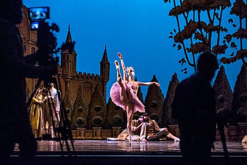 MIKAELA MACKENZIE / WINNIPEG FREE PRESS

The Royal Winnipeg Ballet does a filmed rehearsal of Sleeping Beauty, which will be released digitally, in Winnipeg on Tuesday, Feb. 8, 2022. For --- story.
Winnipeg Free Press 2022.