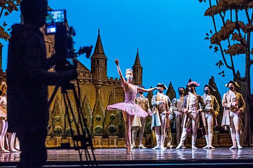 MIKAELA MACKENZIE / WINNIPEG FREE PRESS

The Royal Winnipeg Ballet does a filmed rehearsal of Sleeping Beauty, which will be released digitally, in Winnipeg on Tuesday, Feb. 8, 2022. For --- story.
Winnipeg Free Press 2022.