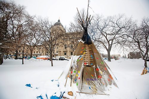 MIKE DEAL / WINNIPEG FREE PRESS
The small tipi where the sacred fire has been burning on the grounds of the Manitoba Legislative building. 
See Melissa Martin story
220210 - Thursday, February 10, 2022.